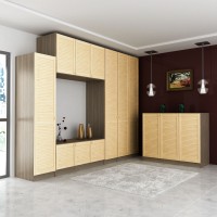 The knot free grain of our Araucaria pine doors